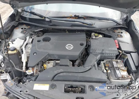 2015 Nissan Altima 2.5/2.5 S/2.5 Sl/2.5 Sv из США, поврежденный, VIN 1N4AL3AP5FN329643